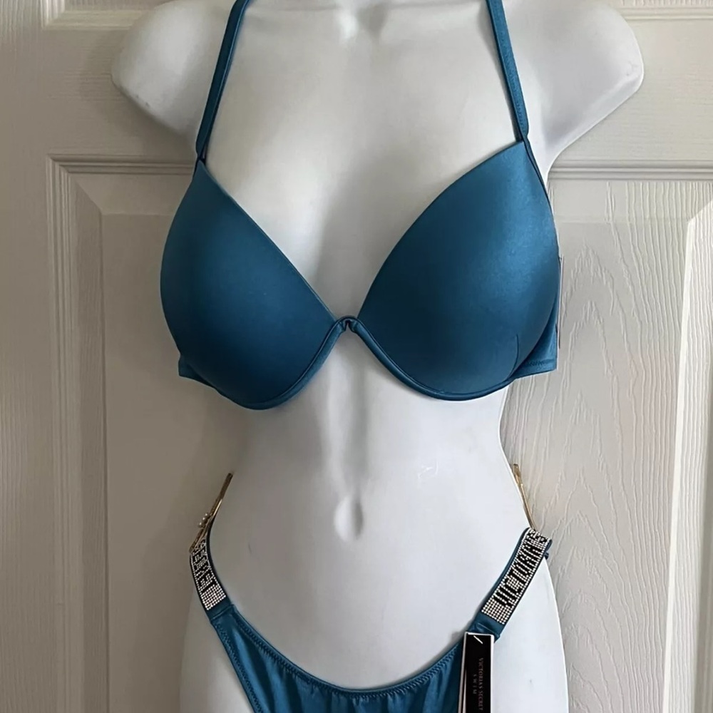 Victoria’s Secret swimsuit aqua bikini with rhinestones Size M NWT